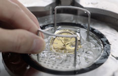 欧米茄手表进水了是不是会导致时间不准